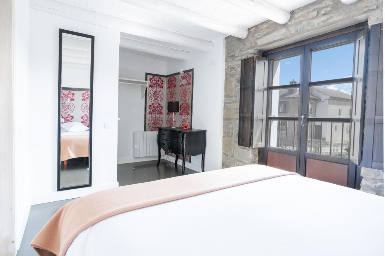 Apartament Casas Pirineos Sabiñánigo Zewnętrze zdjęcie